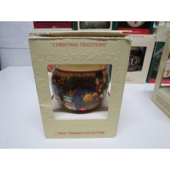 Vintage Lot 14 Hallmark Christmas Ornaments in Boxes Glass Balls 1970s 80s 90s - Picture 6 of 16